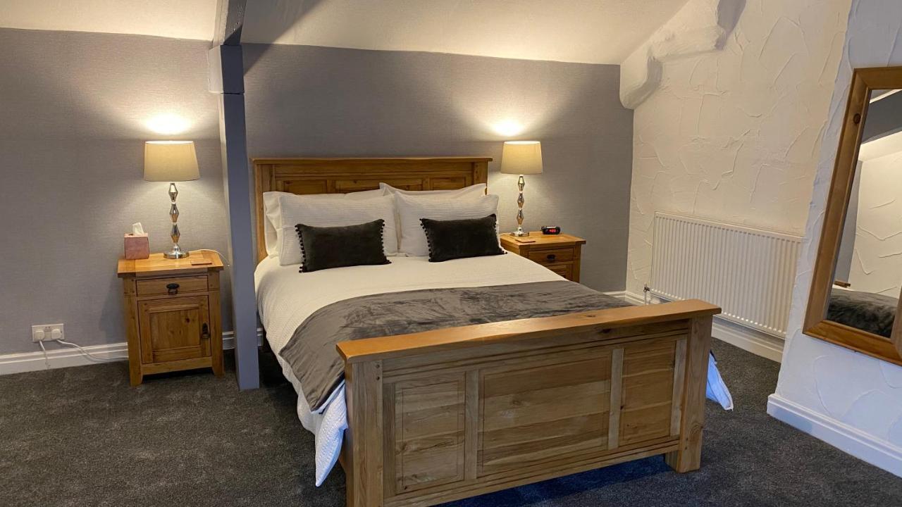 Bridge Farm Hotel Leeds  Eksteriør billede