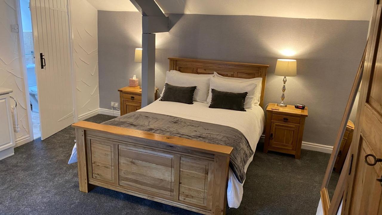 Bridge Farm Hotel Leeds  Eksteriør billede
