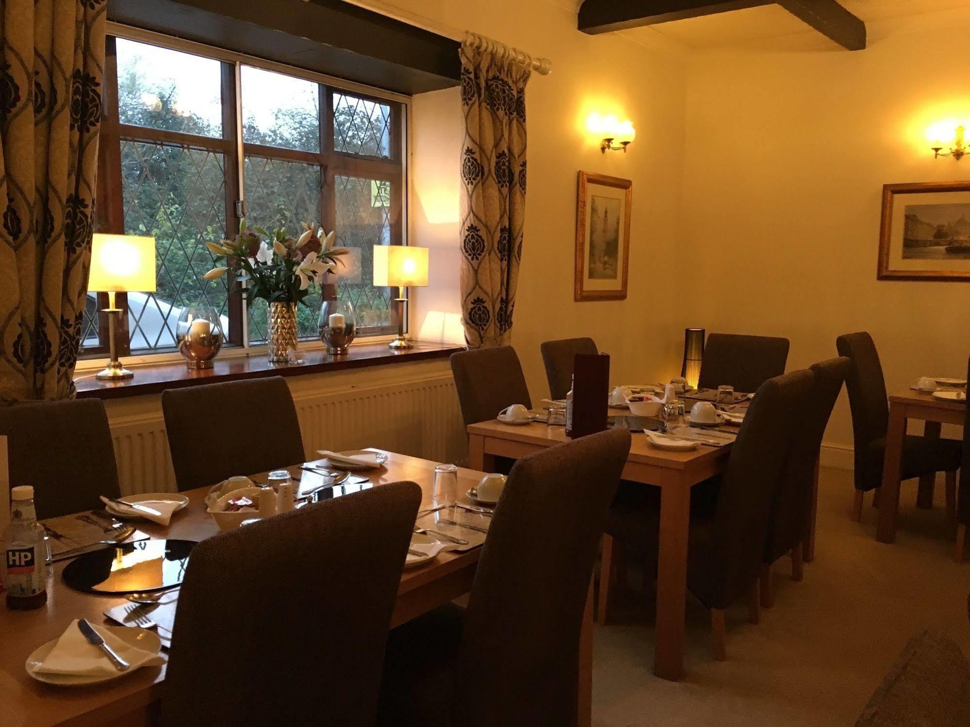 Bridge Farm Hotel Leeds  Eksteriør billede