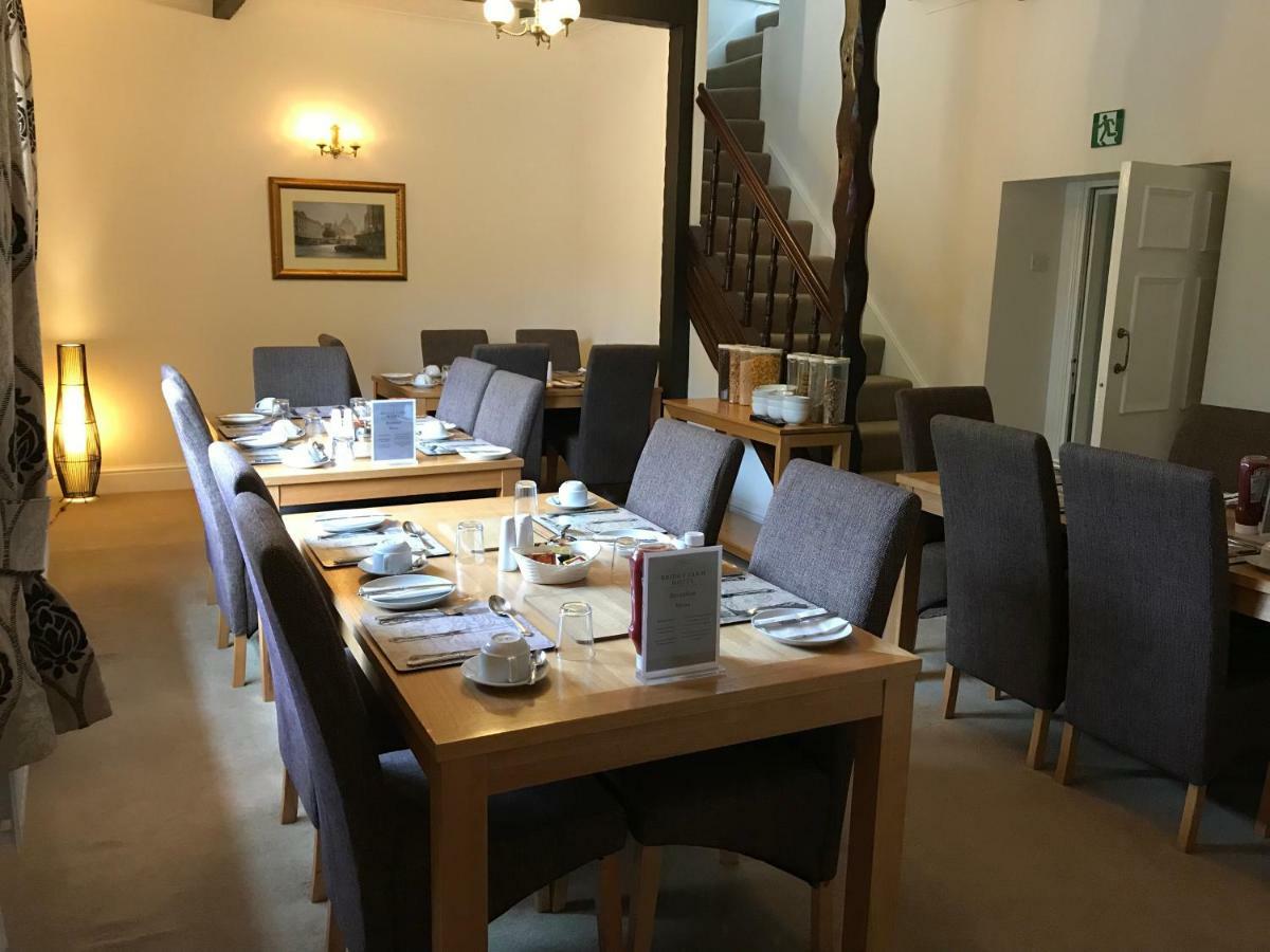Bridge Farm Hotel Leeds  Eksteriør billede