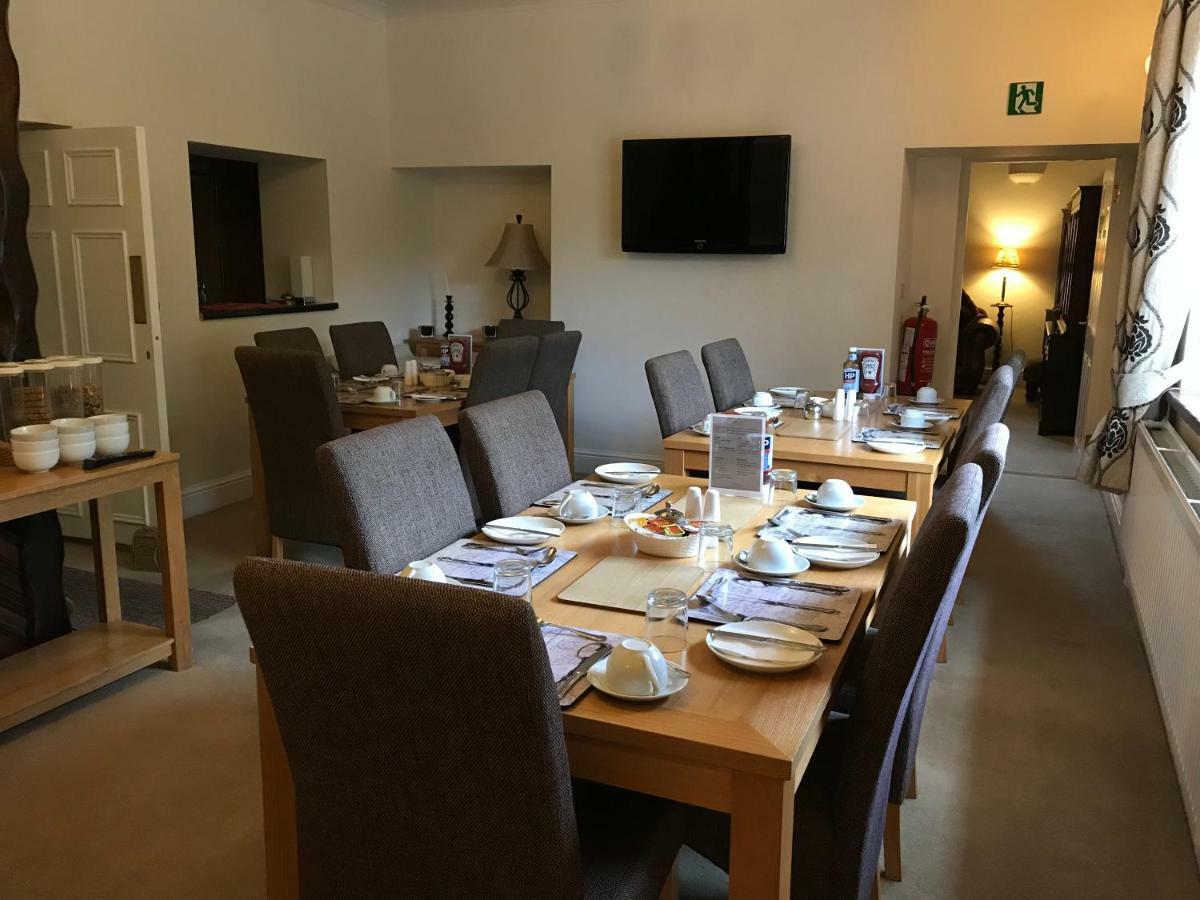 Bridge Farm Hotel Leeds  Eksteriør billede