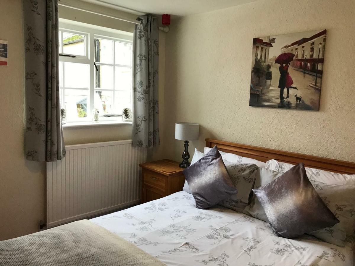 Bridge Farm Hotel Leeds  Eksteriør billede