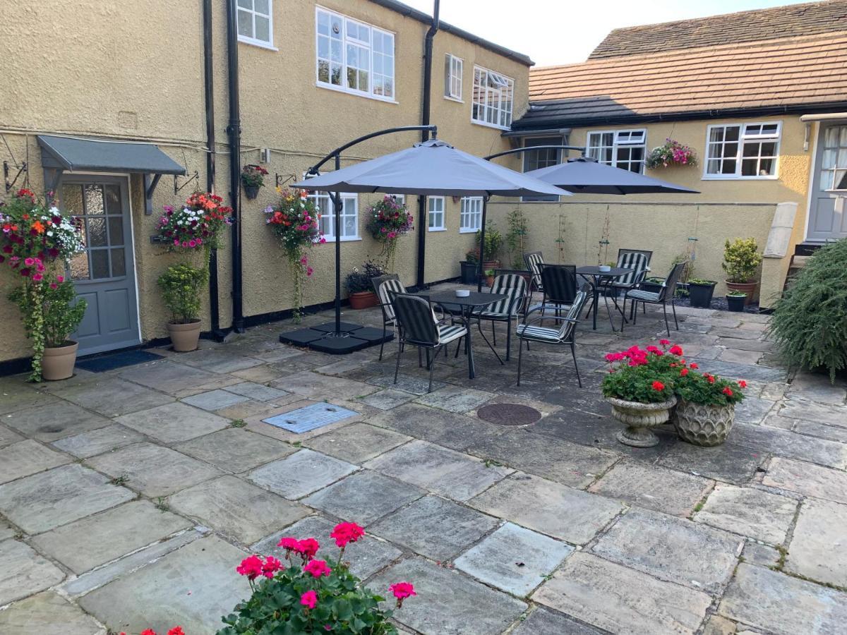 Bridge Farm Hotel Leeds  Eksteriør billede